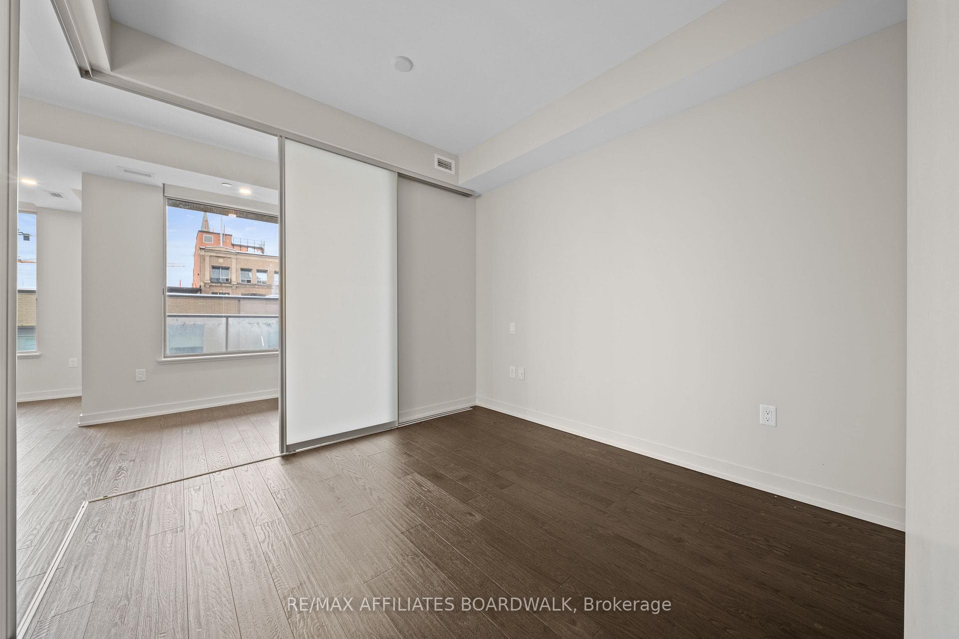 101 Queen Street Unit 706 photo 21