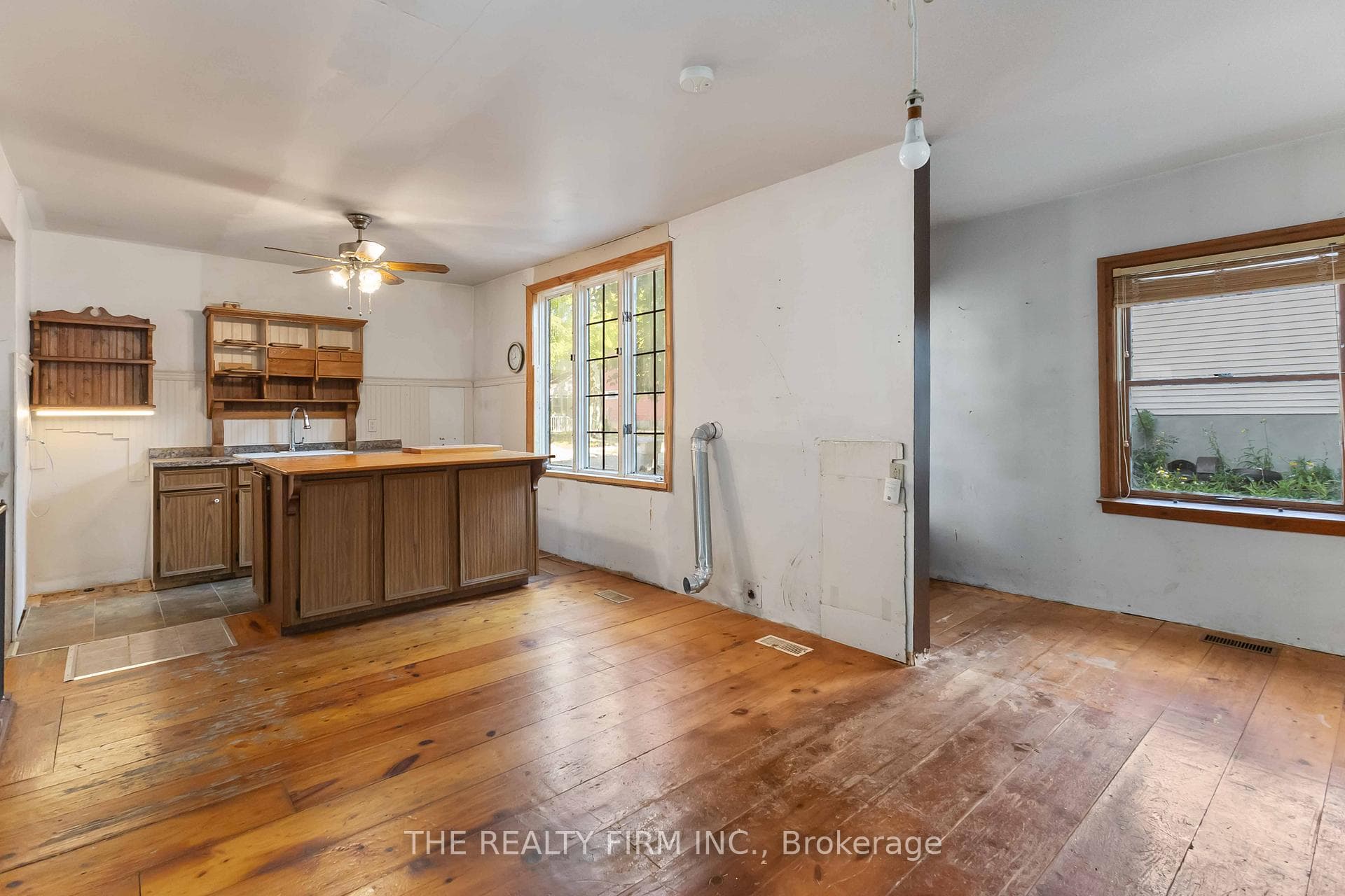 147 Princess Street photo 7