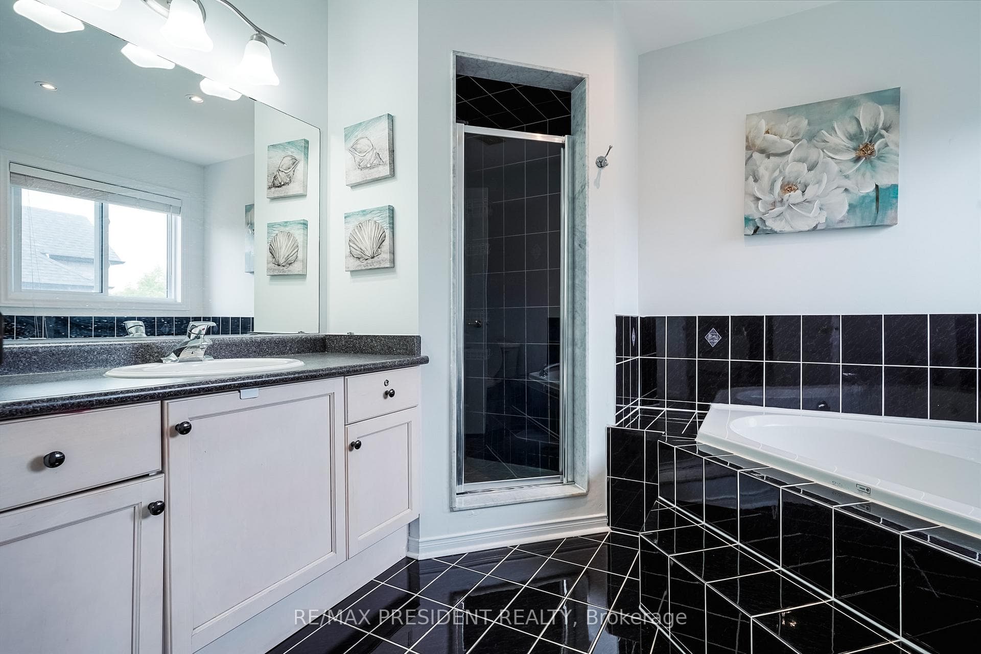 13 Tarquini Crescent photo 36