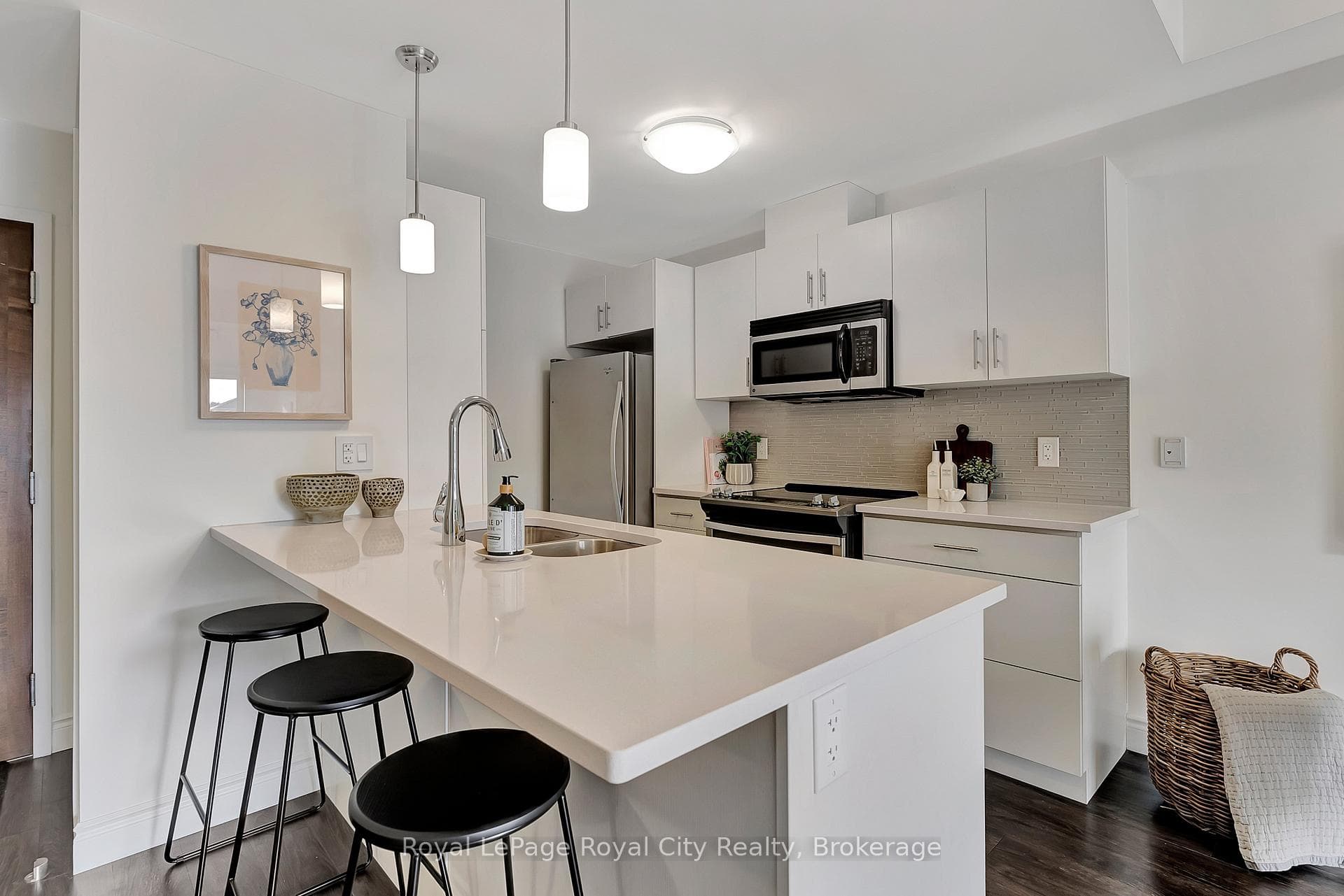 17 Kay Crescent Unit 103 photo 12