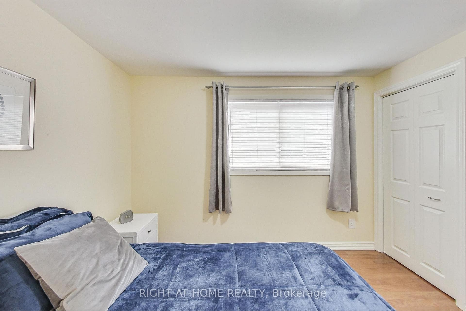 388 Waverly Street photo 14