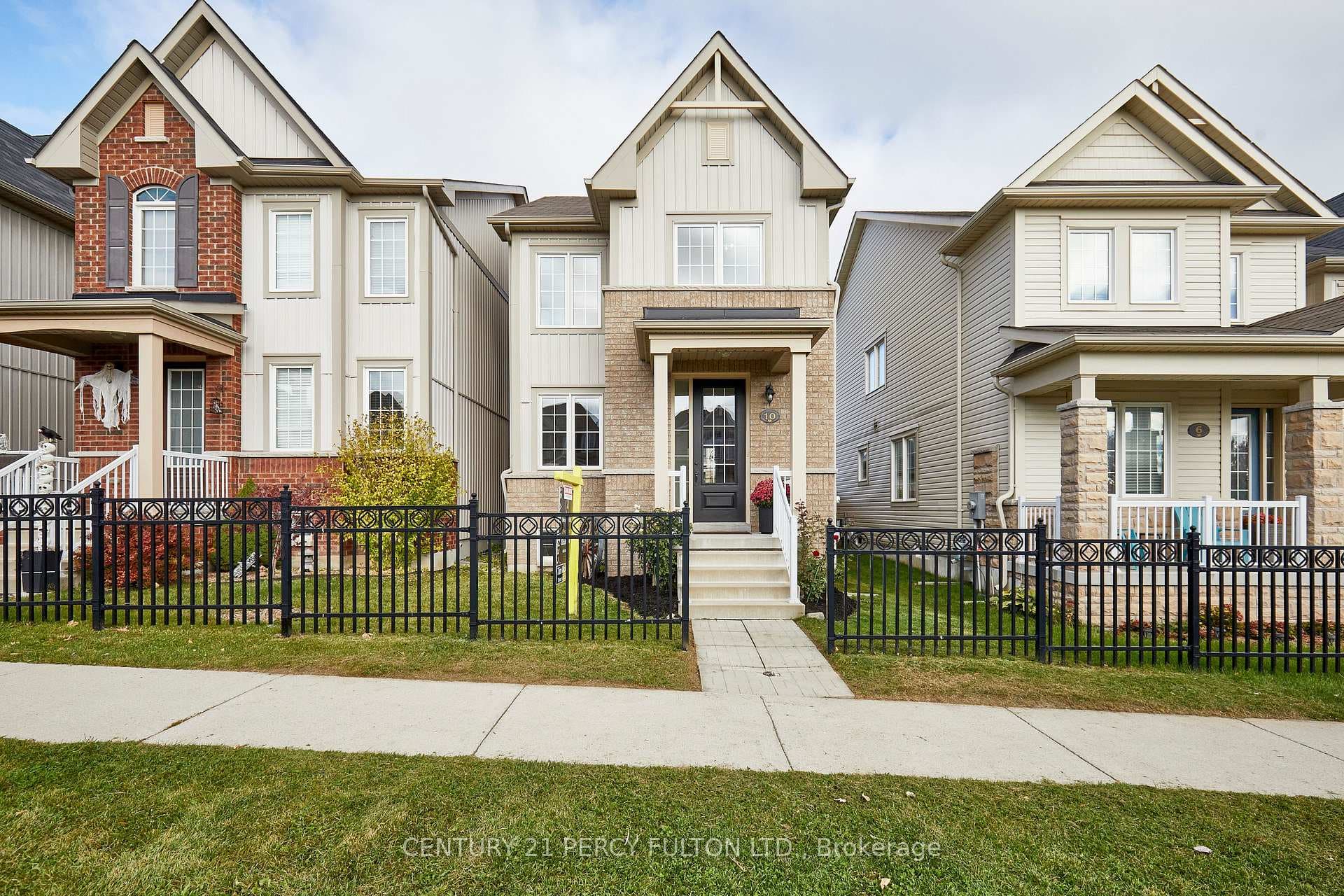 10 Mcbride Avenue photo 1