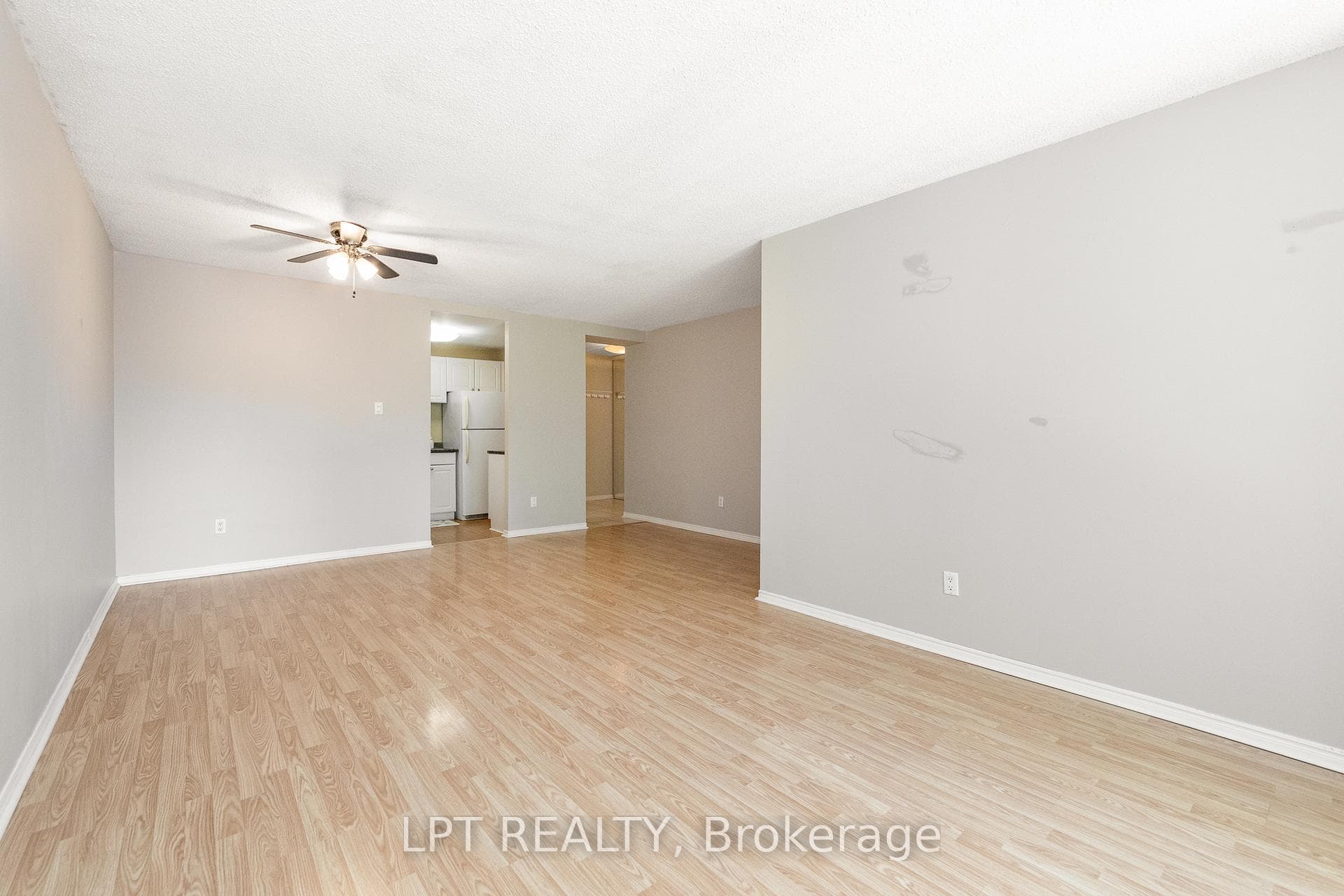 1177 Belanger Avenue Unit 206 photo 13
