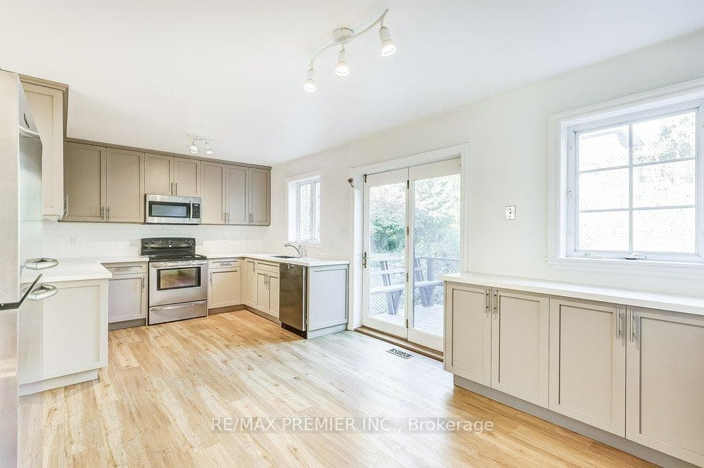 16 Woodvalley Drive photo 16