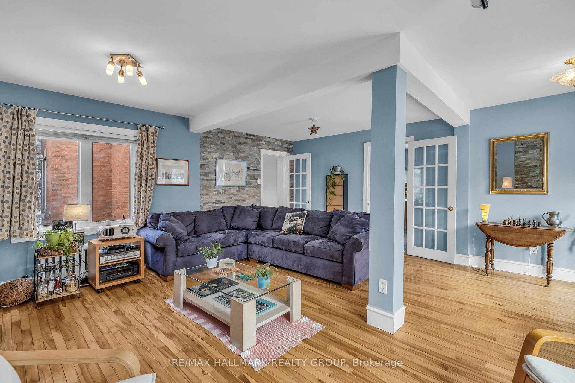 396 Daly Avenue photo 14