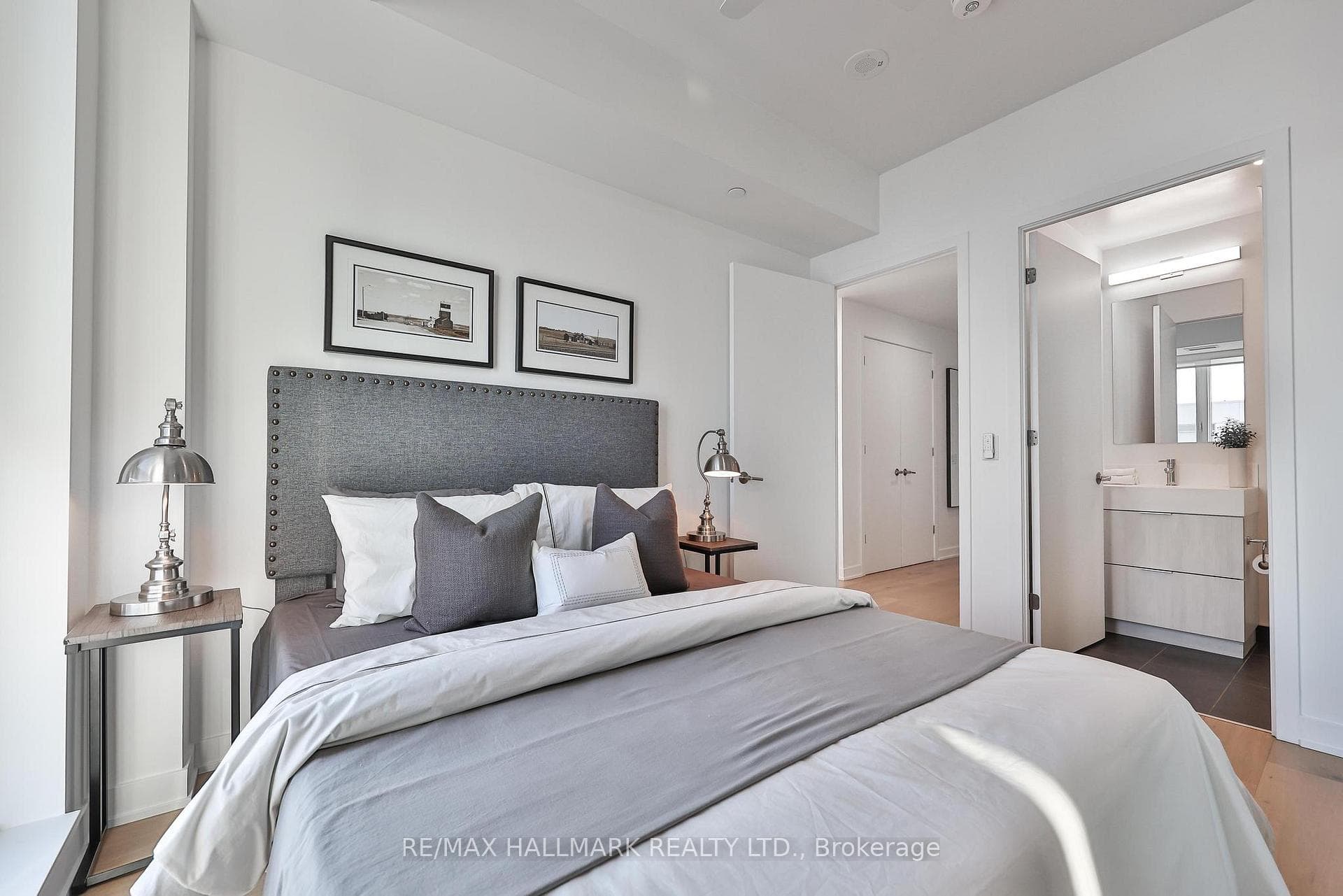 130 River Street Unit 2703 photo 24