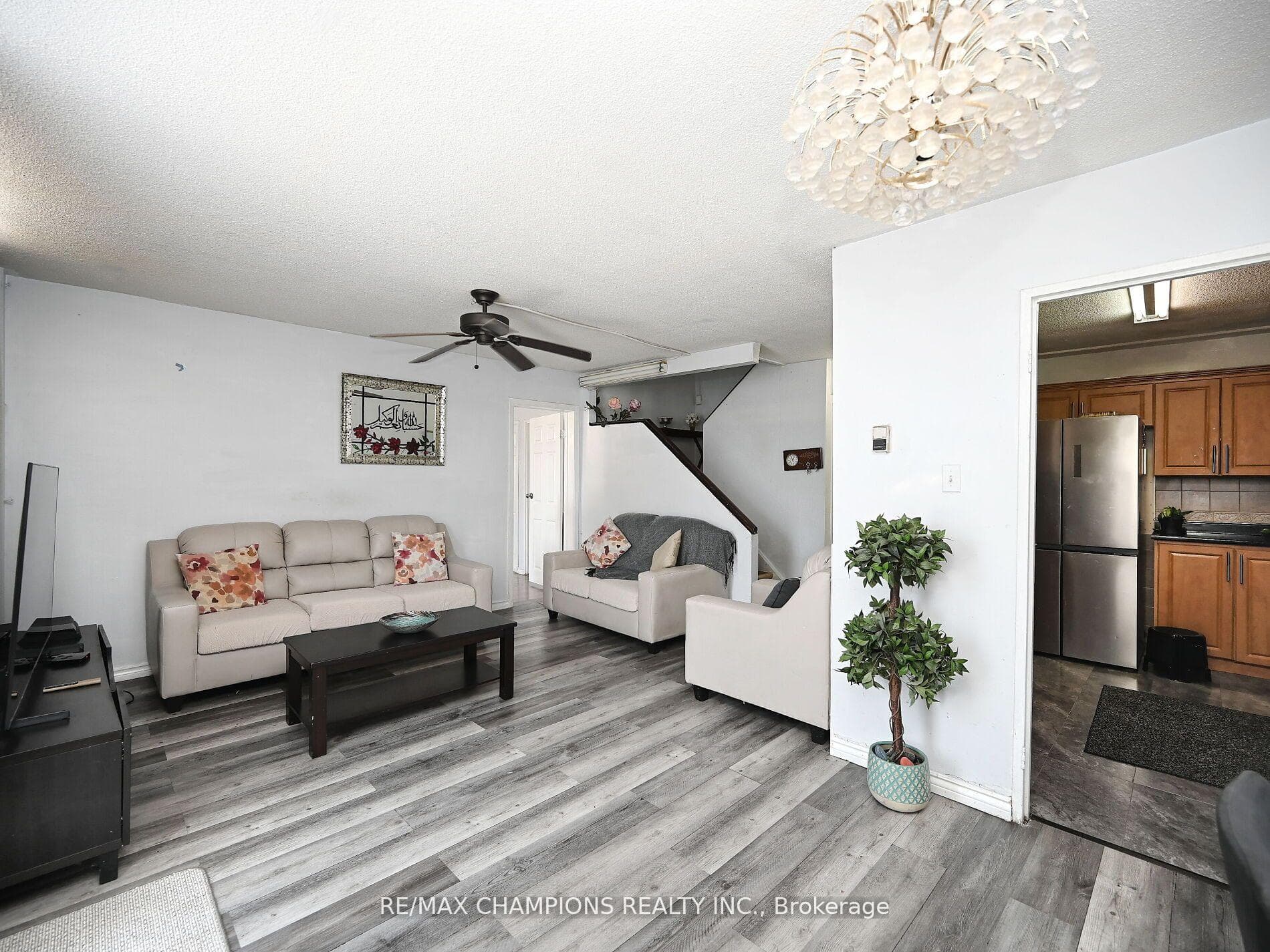 1050 Stainton Drive Unit 112 photo 6