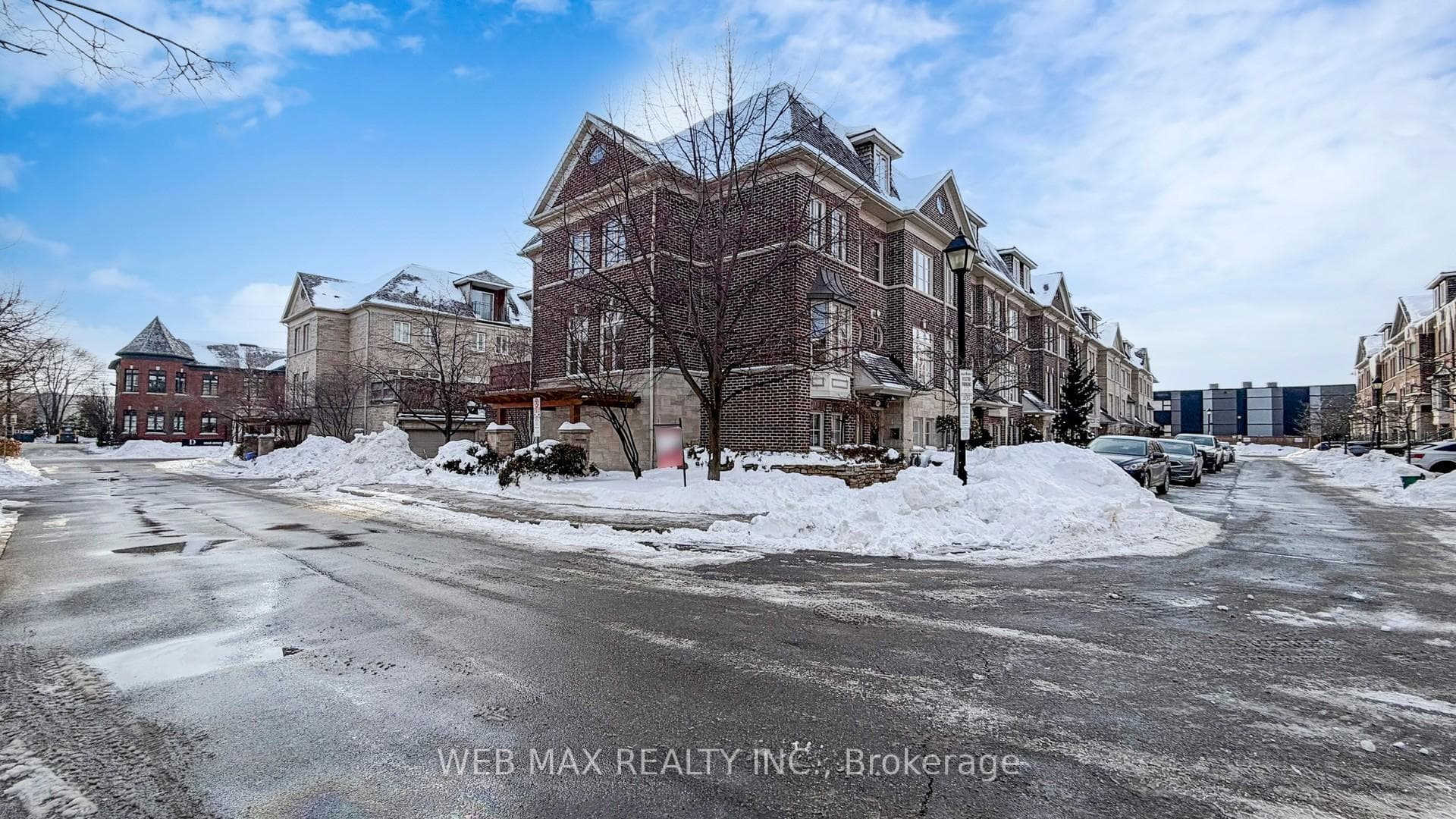 39 Furrow Lane photo 1