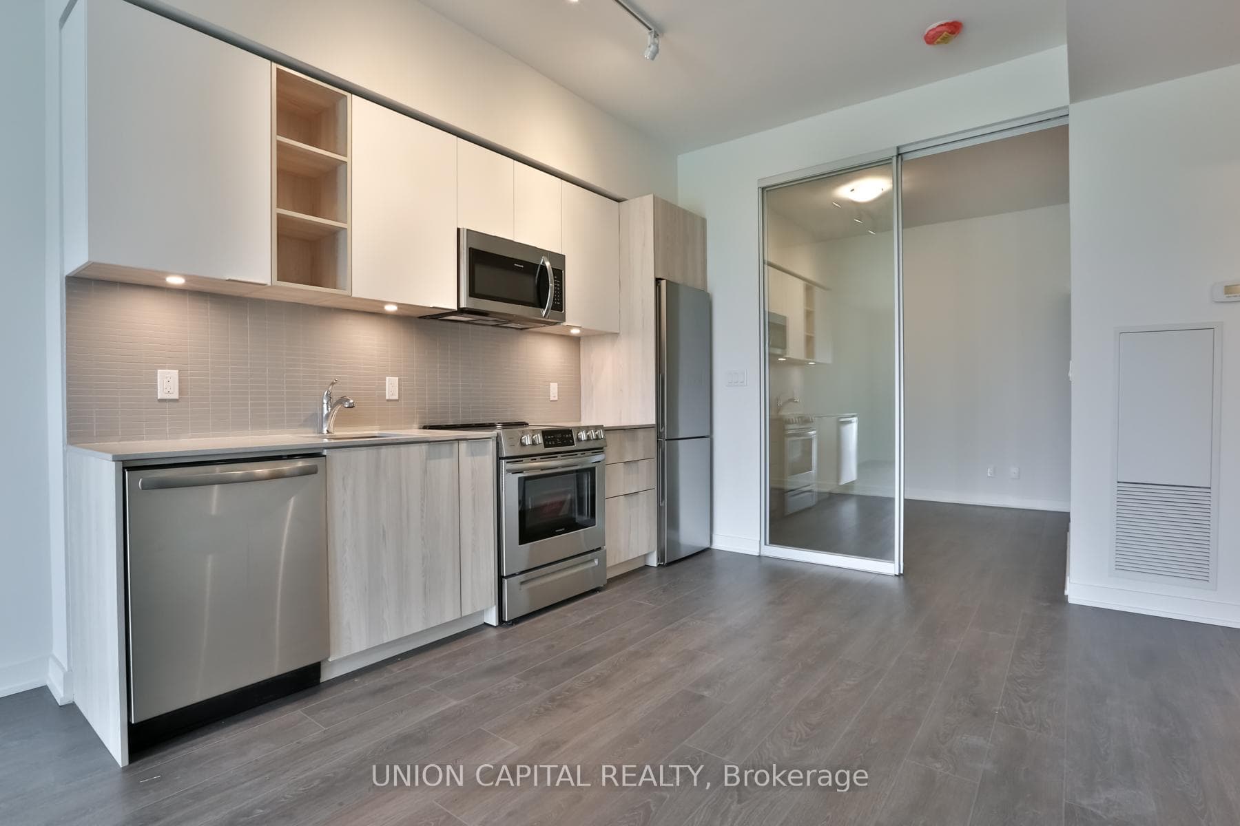 30 Ordnance Street Unit 301 photo 17