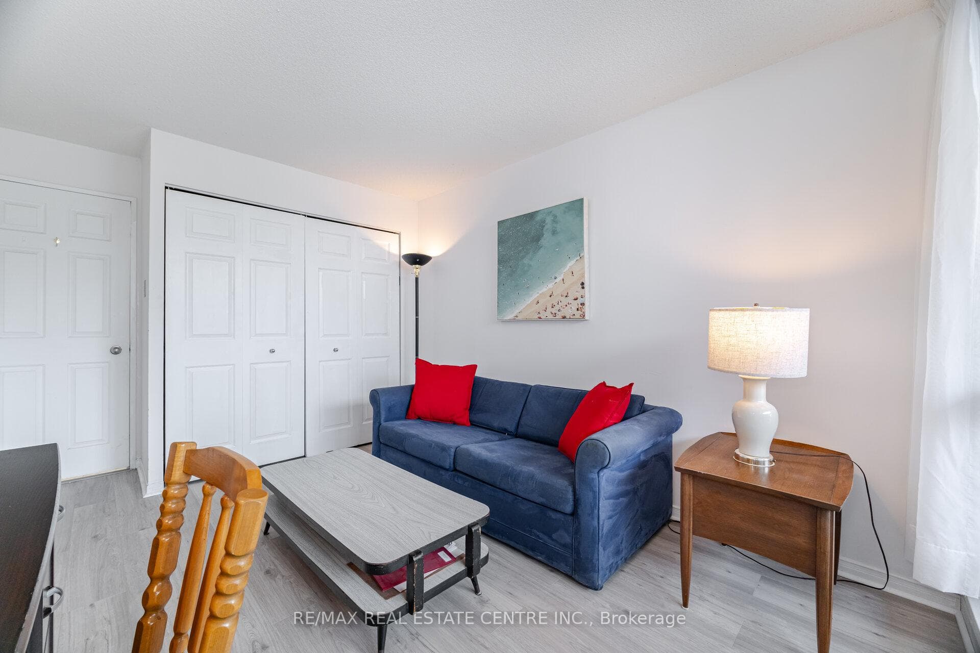 1111 Bough Beeches Boulevard Unit 103 photo 31