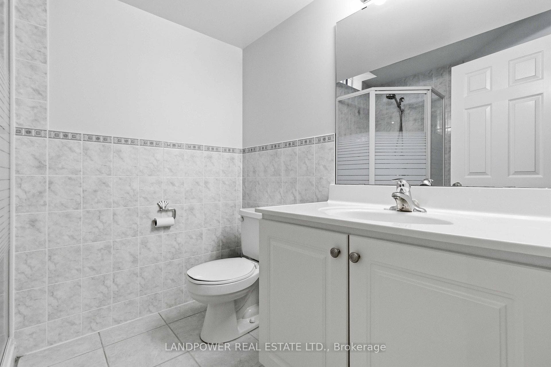 55 Garland Crescent photo 43