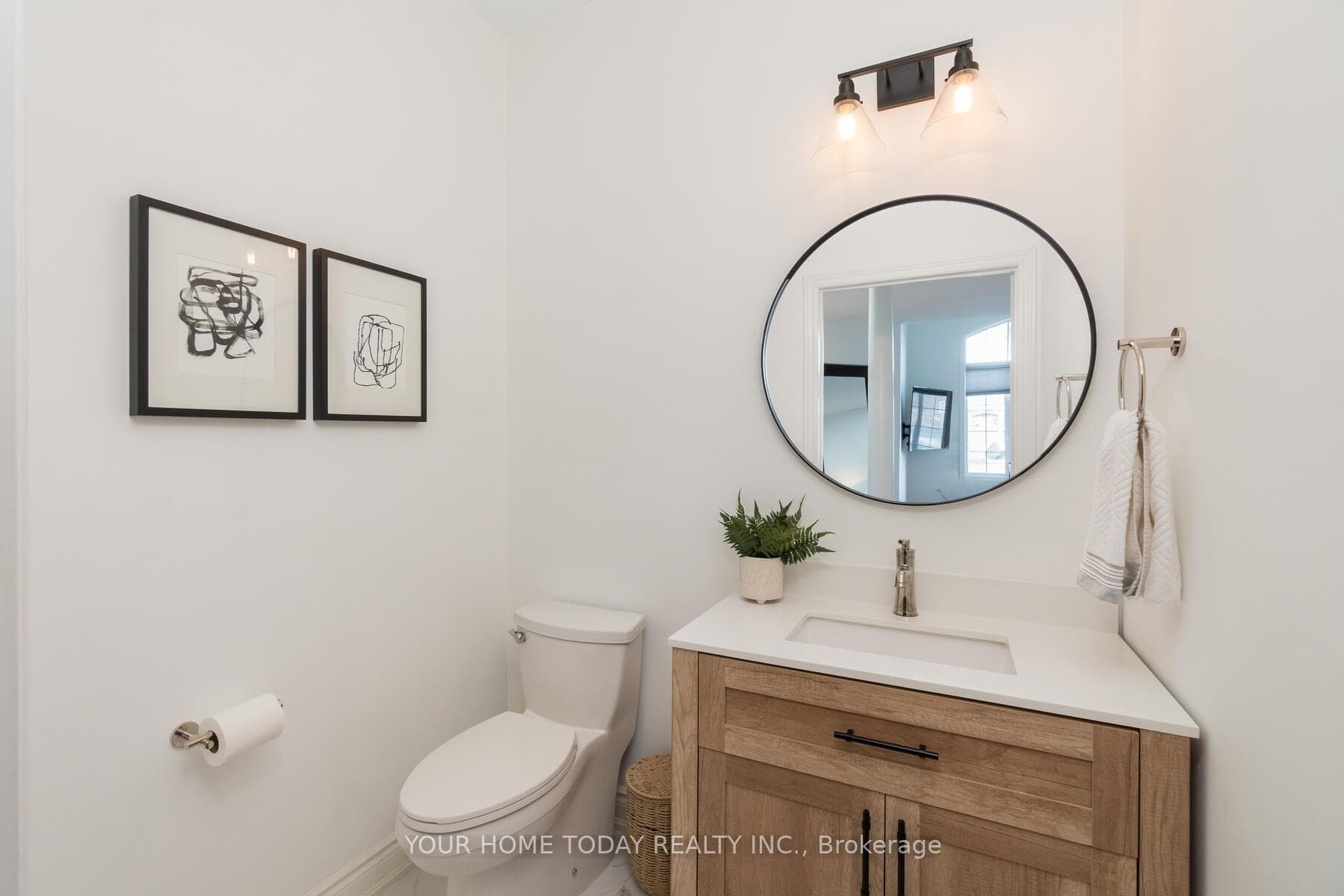 2 Berton Boulevard photo 16