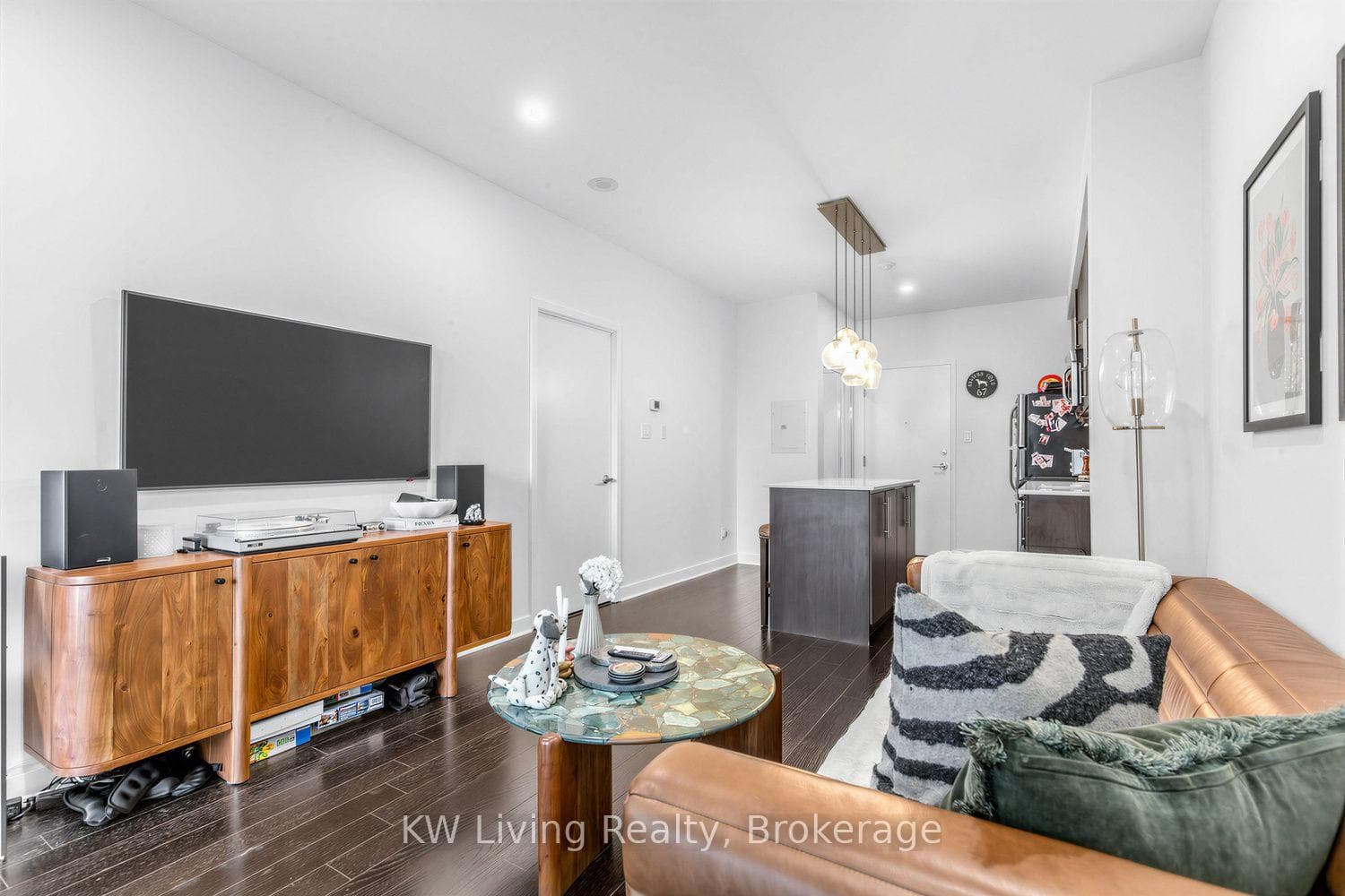1171 Queen Street Unit 305 photo 15