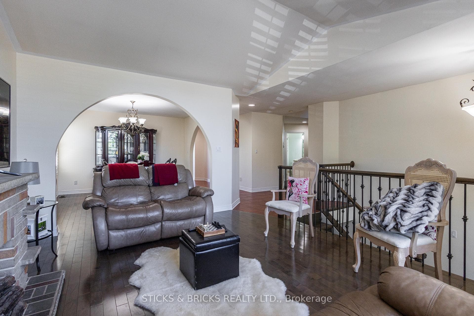 8207 Beaver Glen Drive photo 8