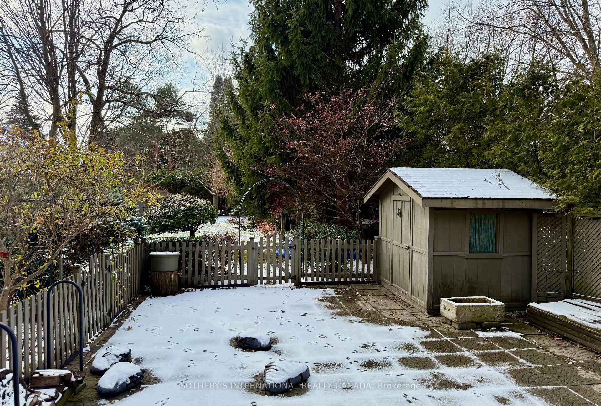 740 Clarkson Road photo 33