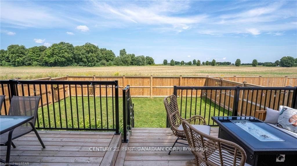 144 Gilmour Drive photo 27
