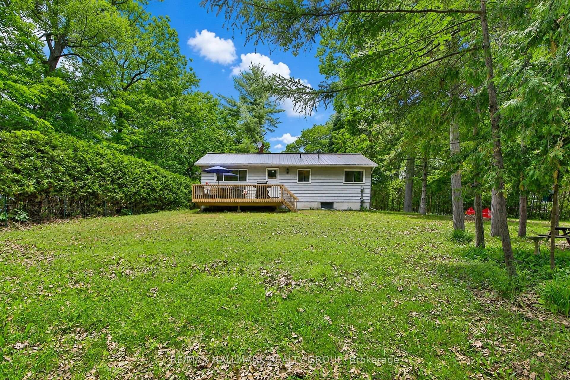 671 Bayview Drive photo 30