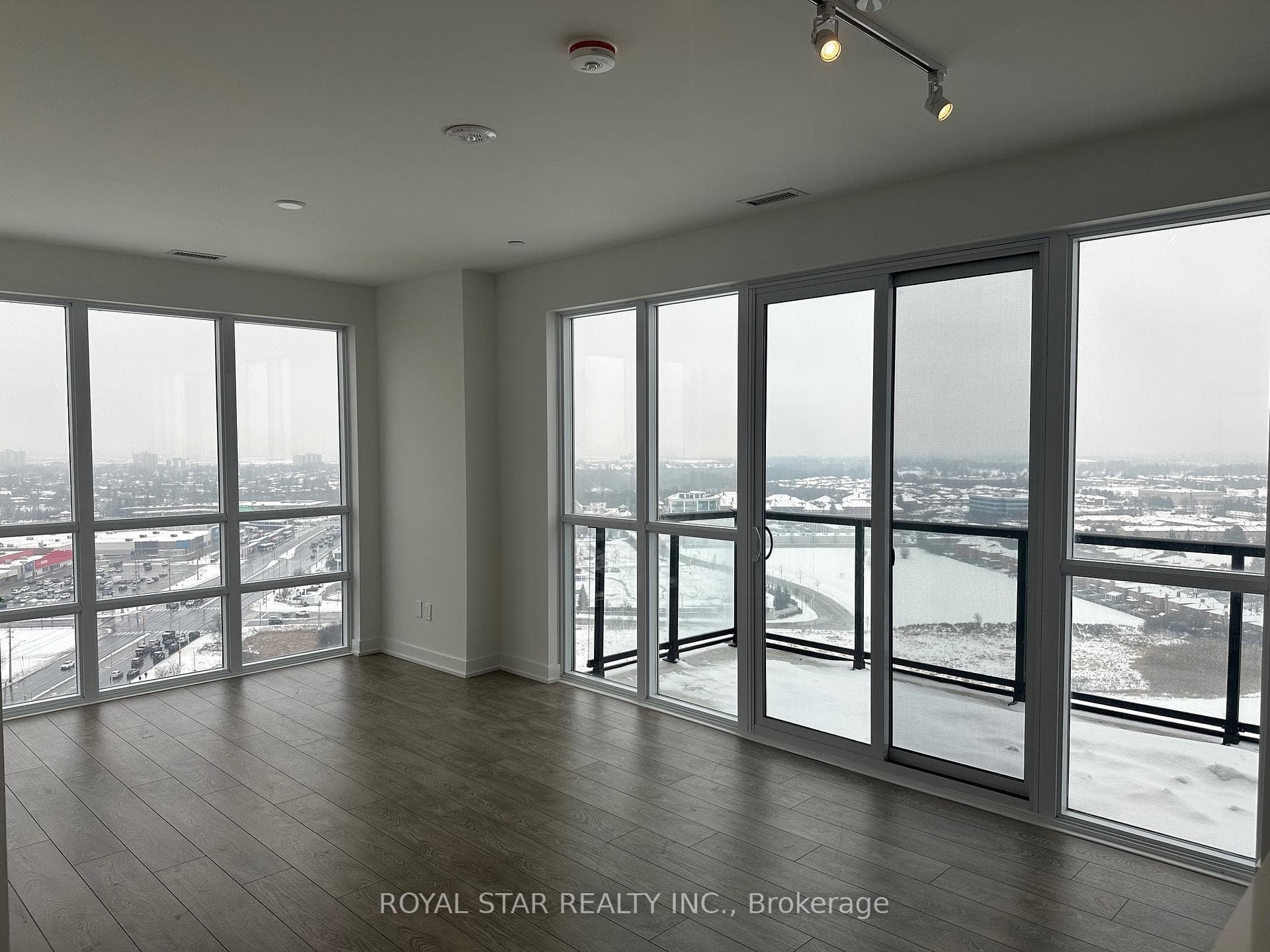 225 Malta Boulevard Unit 2103 photo 5