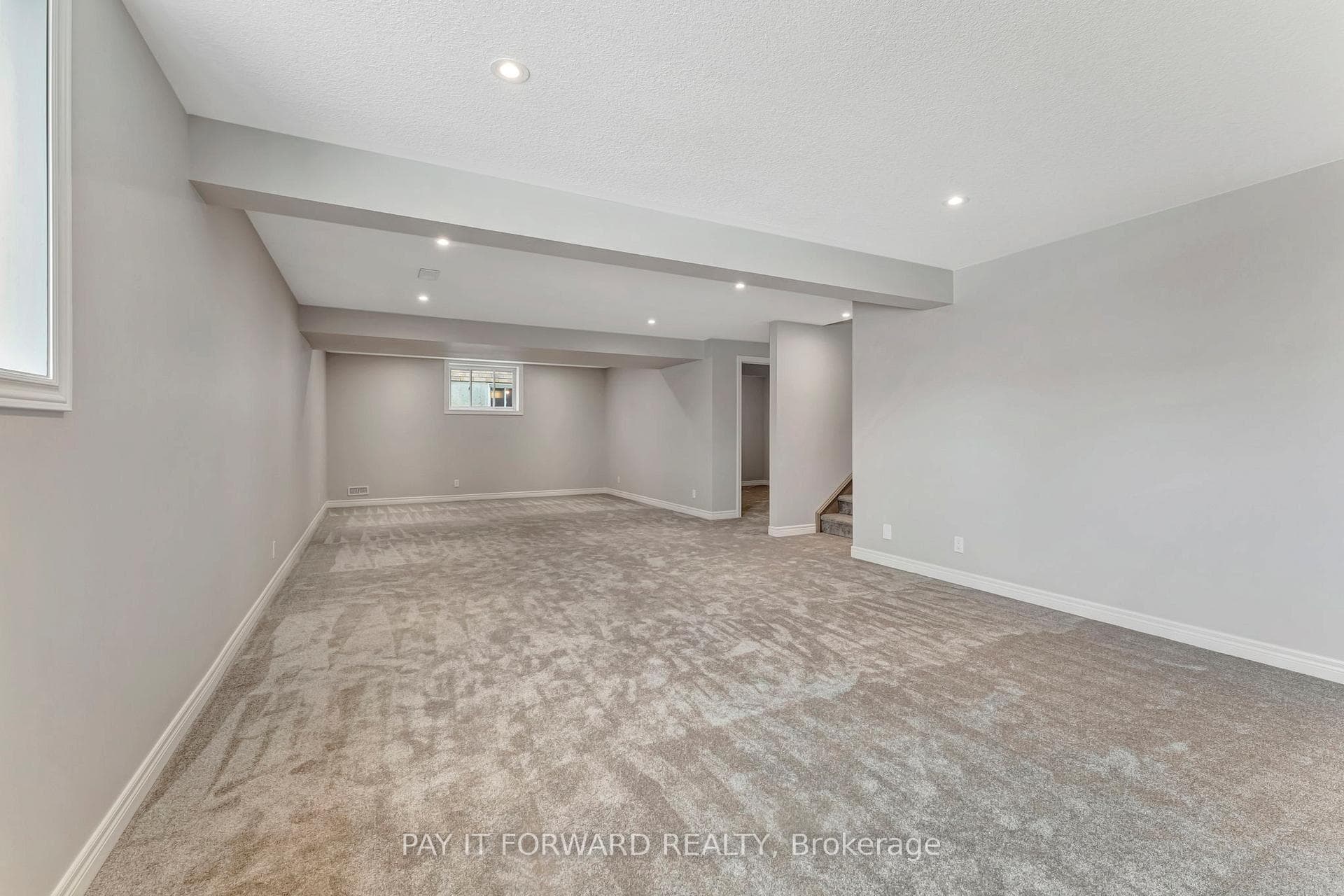 97 Craddock Boulevard photo 13