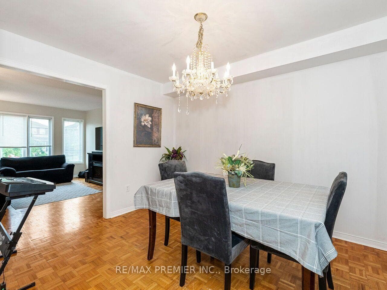 32 Stonebriar Drive photo 11