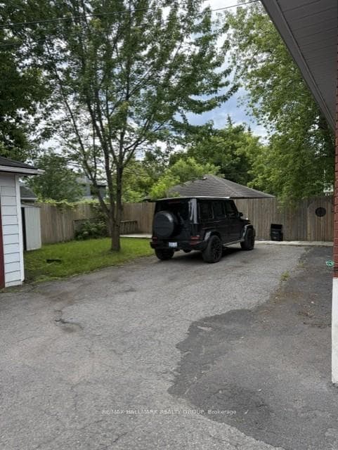 98 Donald Street Unit 1 photo 6