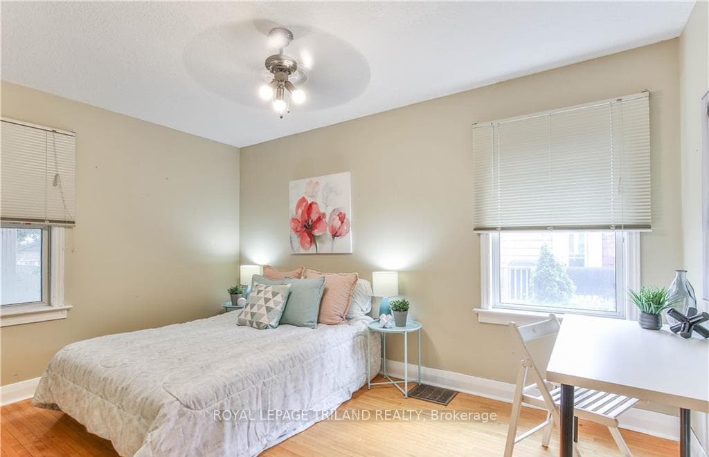 28 BEATTIE Avenue photo 16