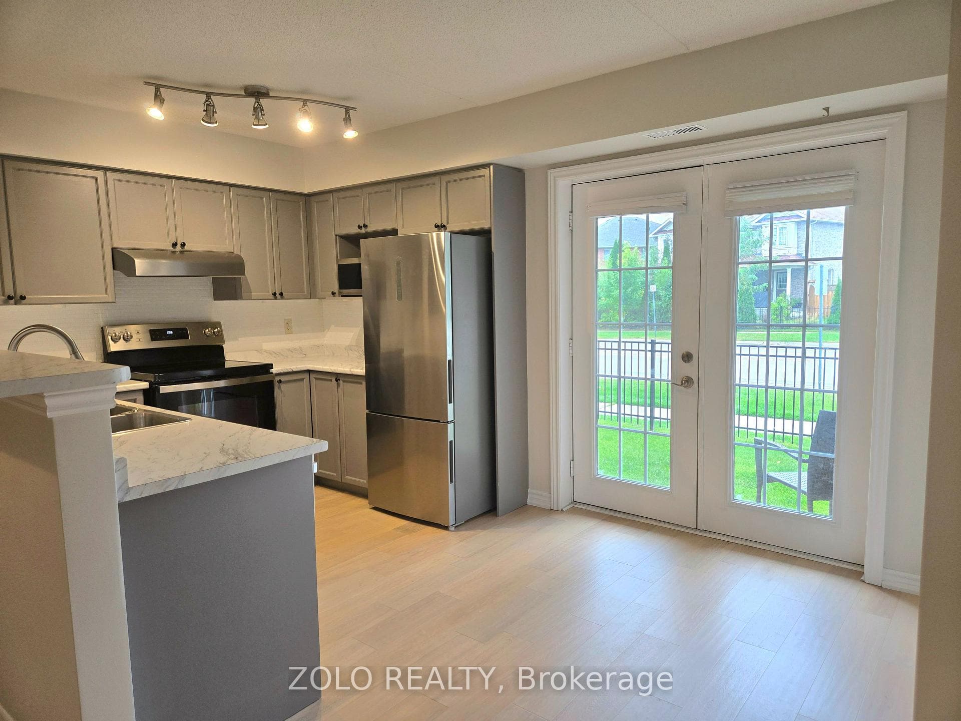 1487 Maple Avenue Unit 101 photo 7