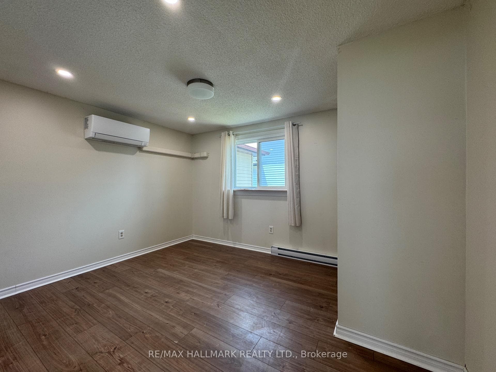 321 Sunnidale Road photo 12