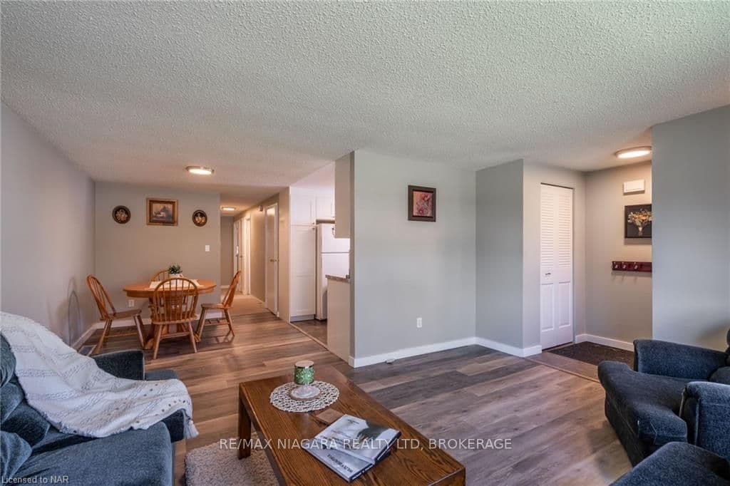 30 MCCORDICK Drive photo 6