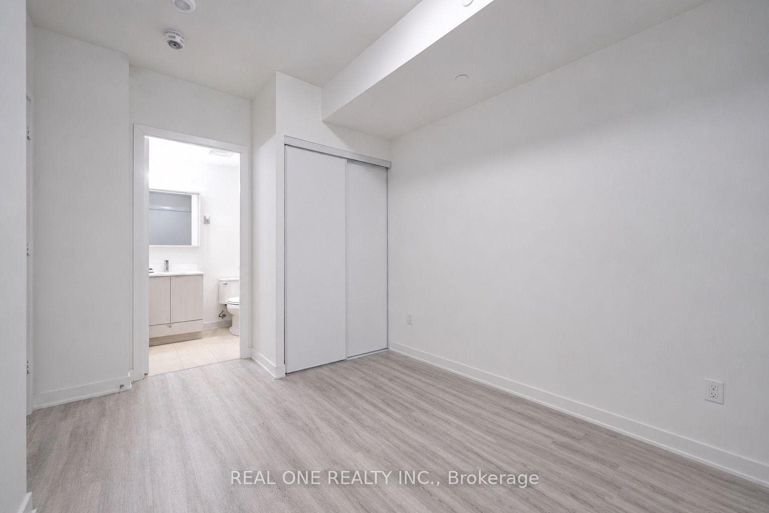 4655 Metcalfe Avenue Unit 1701 photo 12