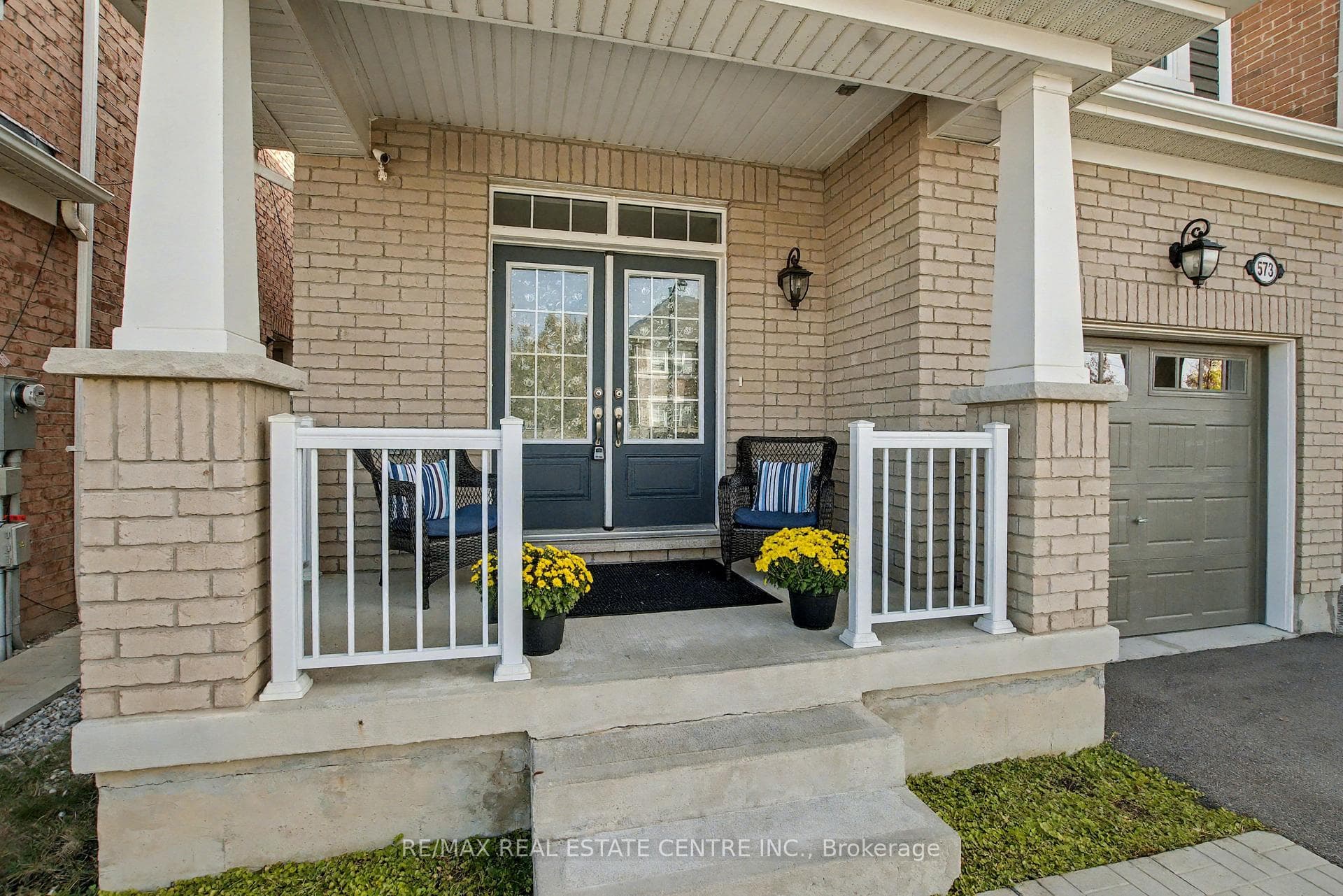 573 Juneberry Court photo 4