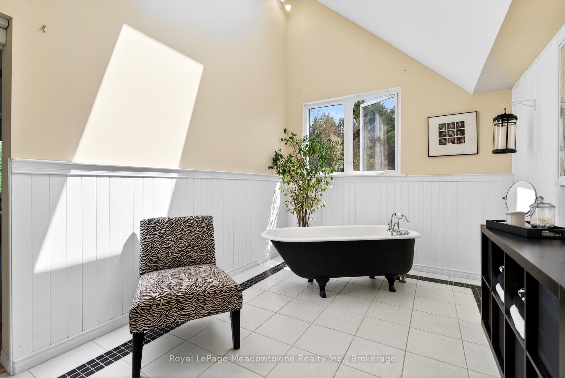 8122 Eramosa Garafraxa Townline photo 17