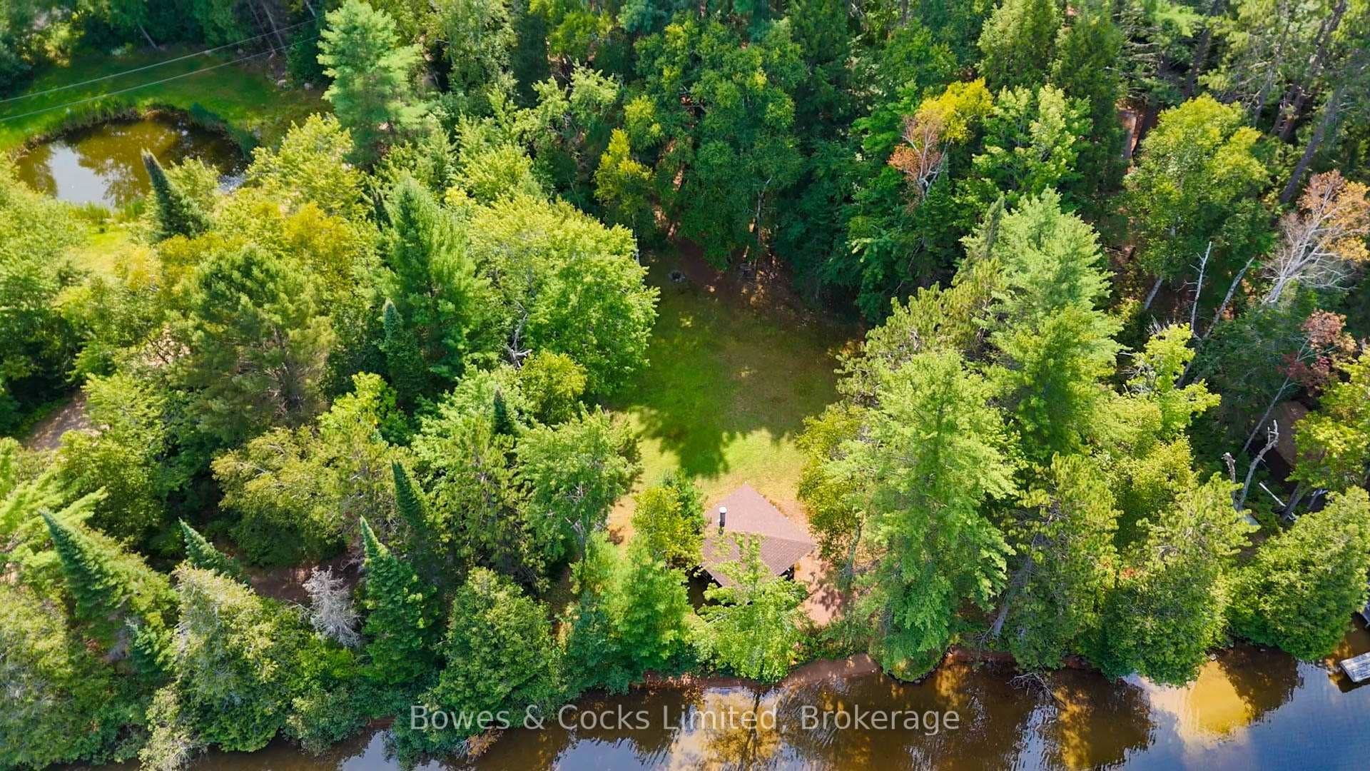915 Madawaska River Drive photo 12