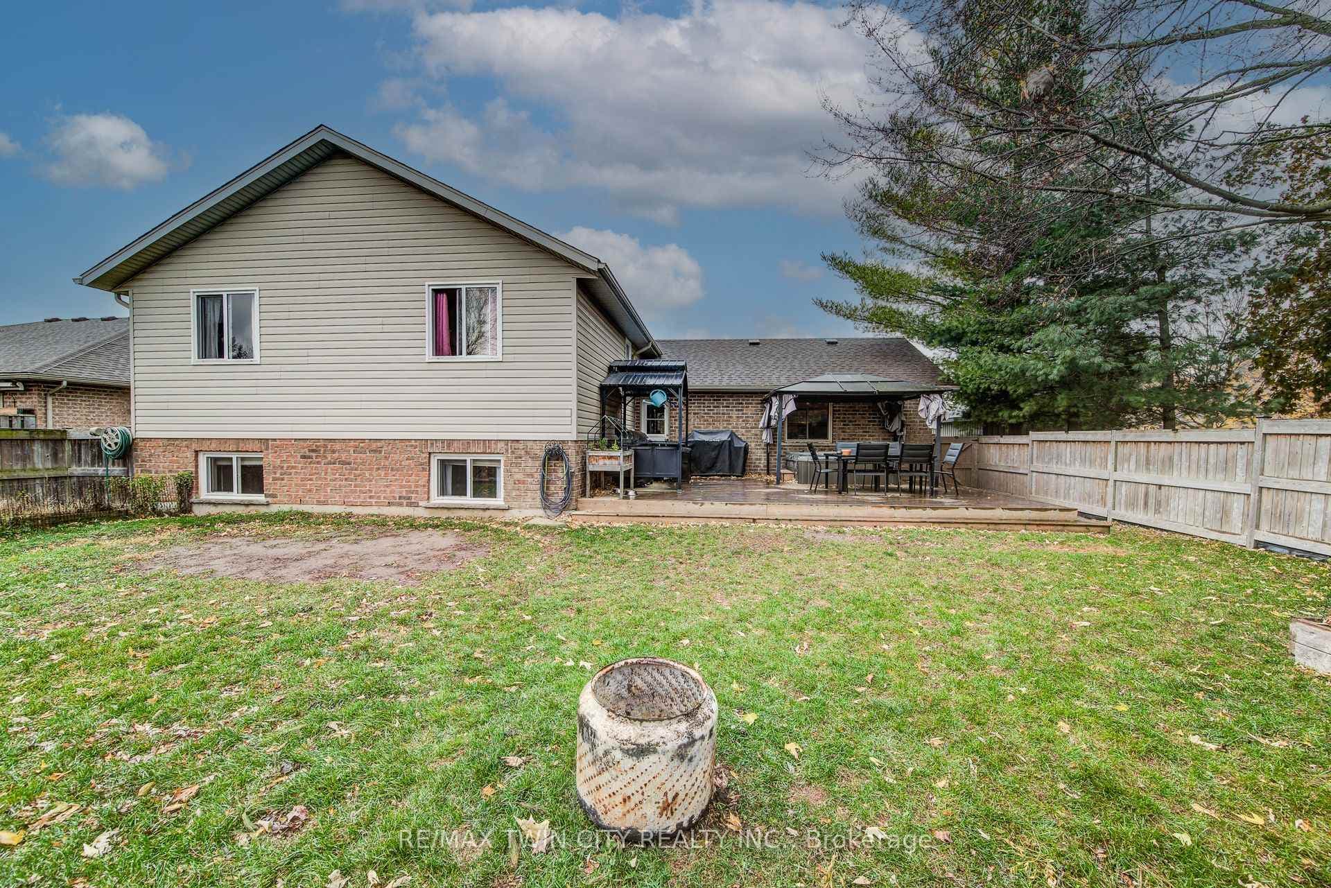 500 Boyne Avenue photo 40