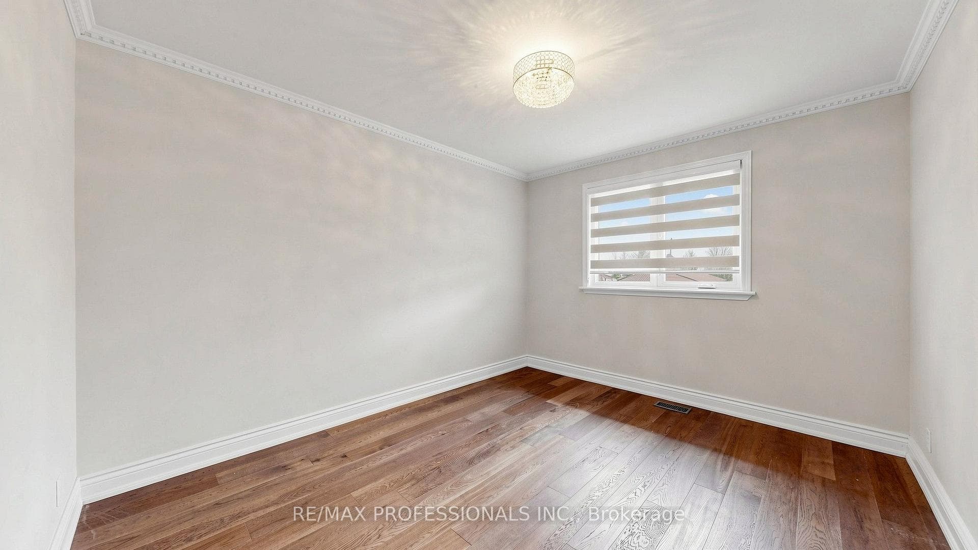 32 Sellmar Road photo 14
