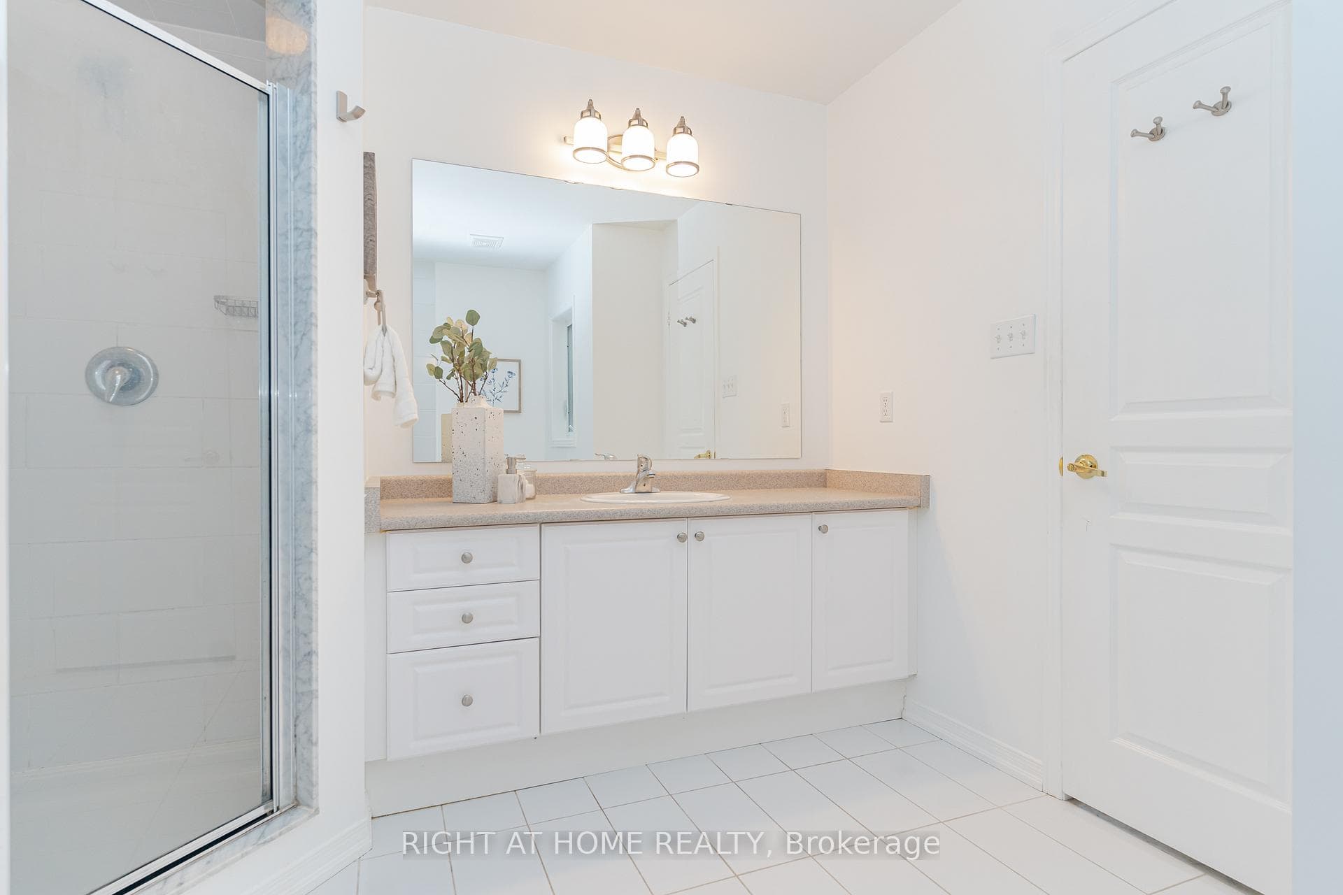 103 Durhamview Crescent photo 24