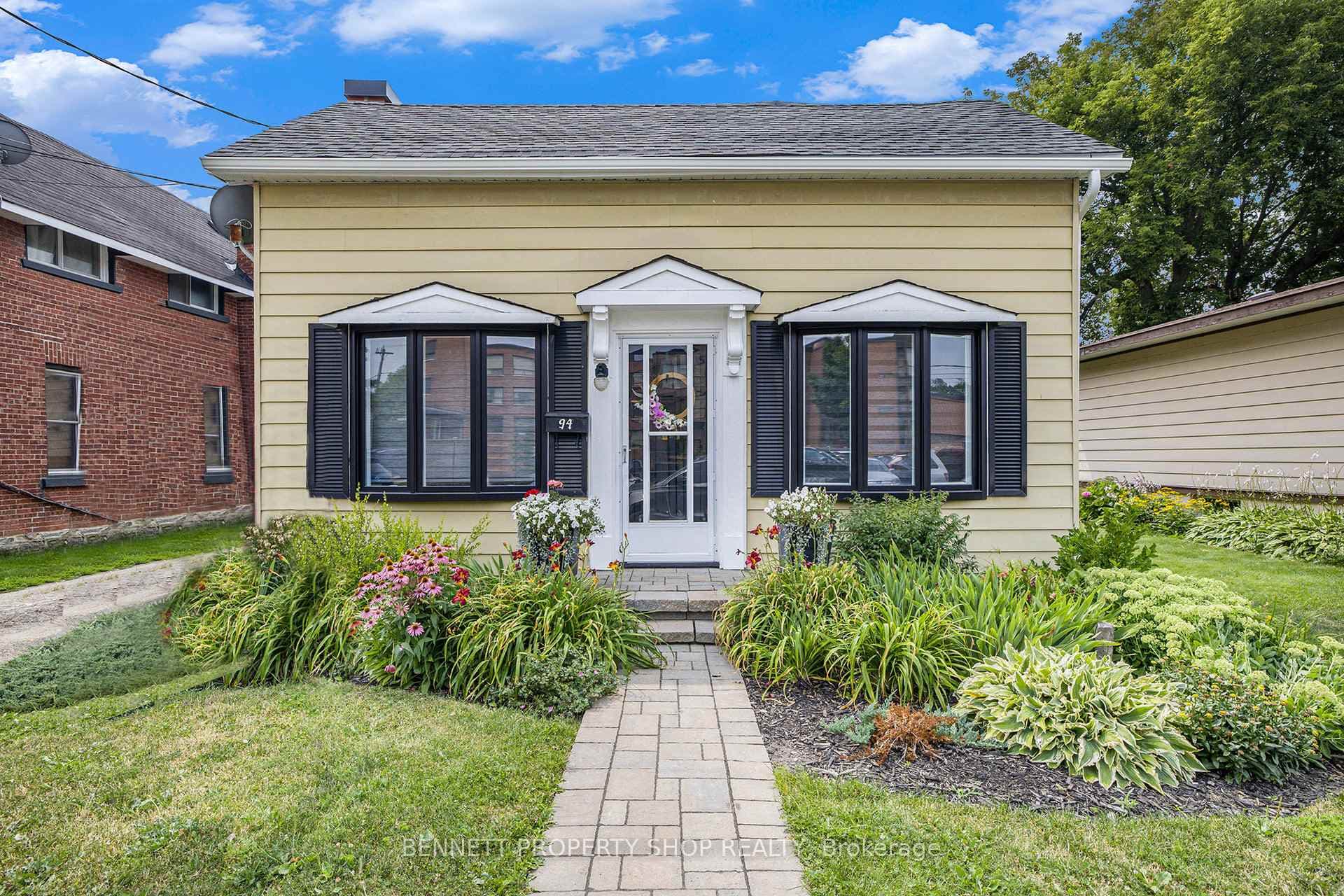 94 Mcgonigal Street photo 1