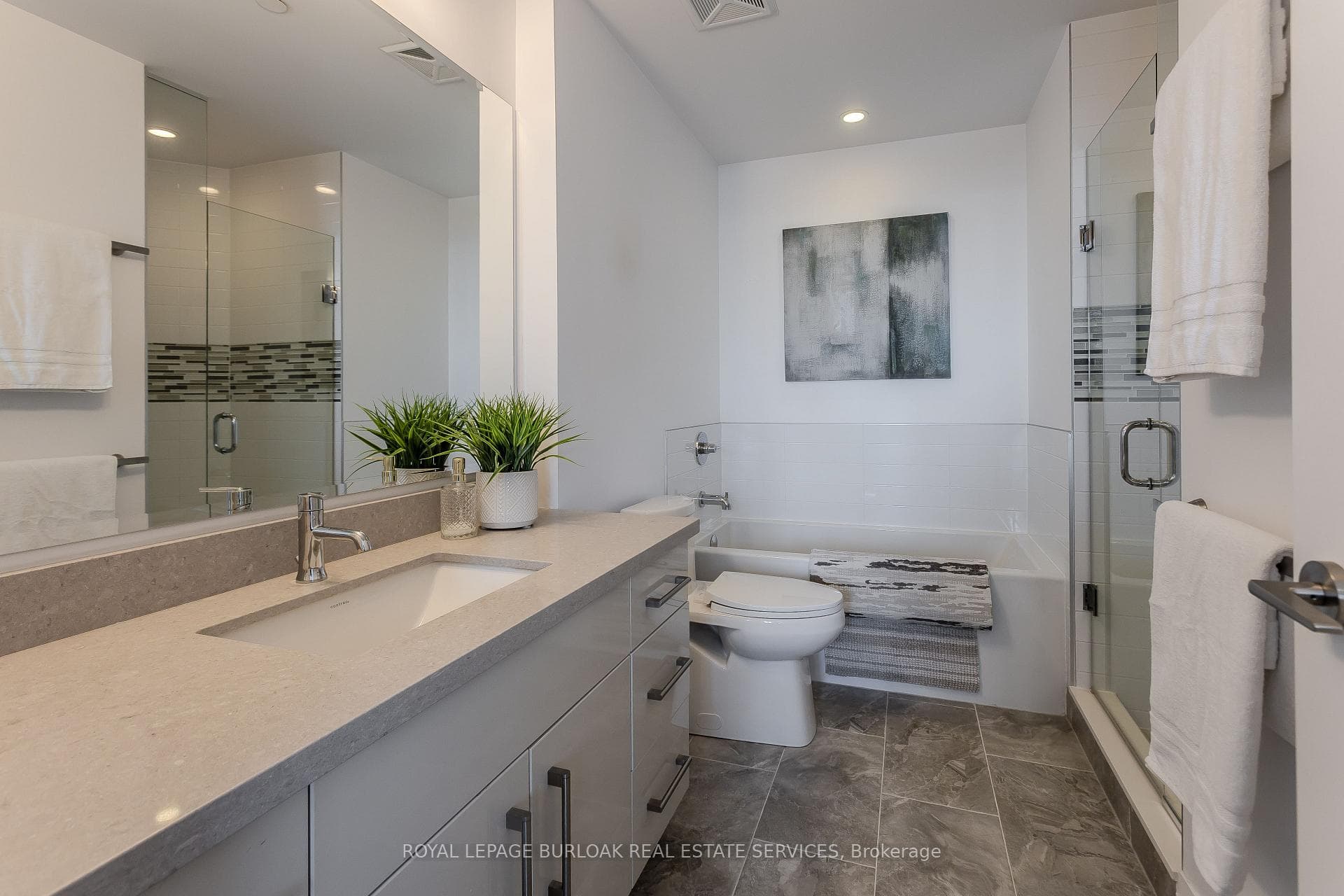 2025 Maria Street Unit 1104 photo 24