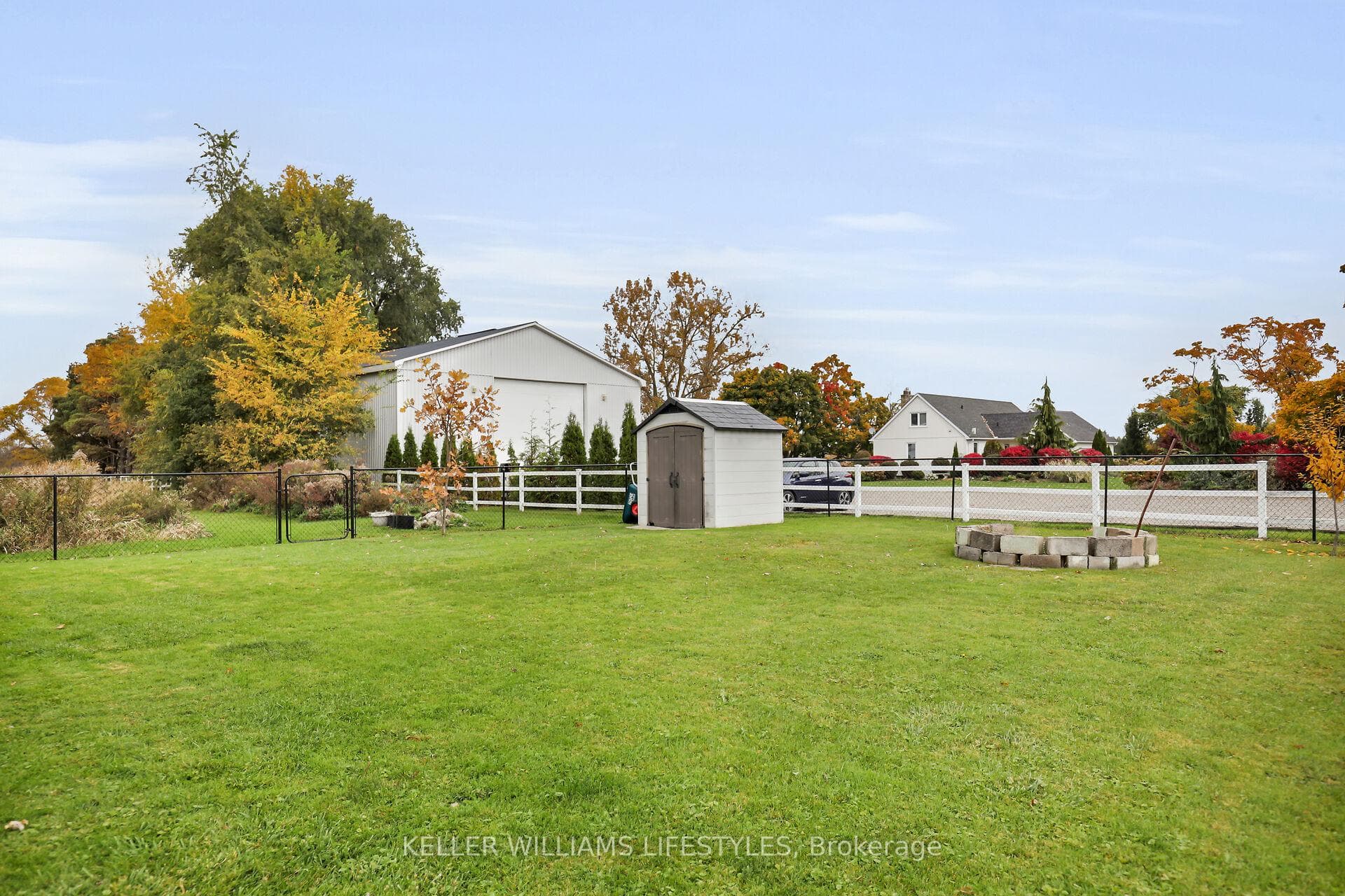 2624 Hamilton Road photo 30