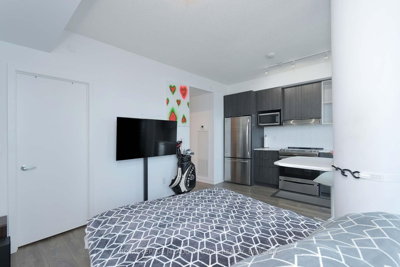2520 Eglinton Avenue Unit 1205 photo 14