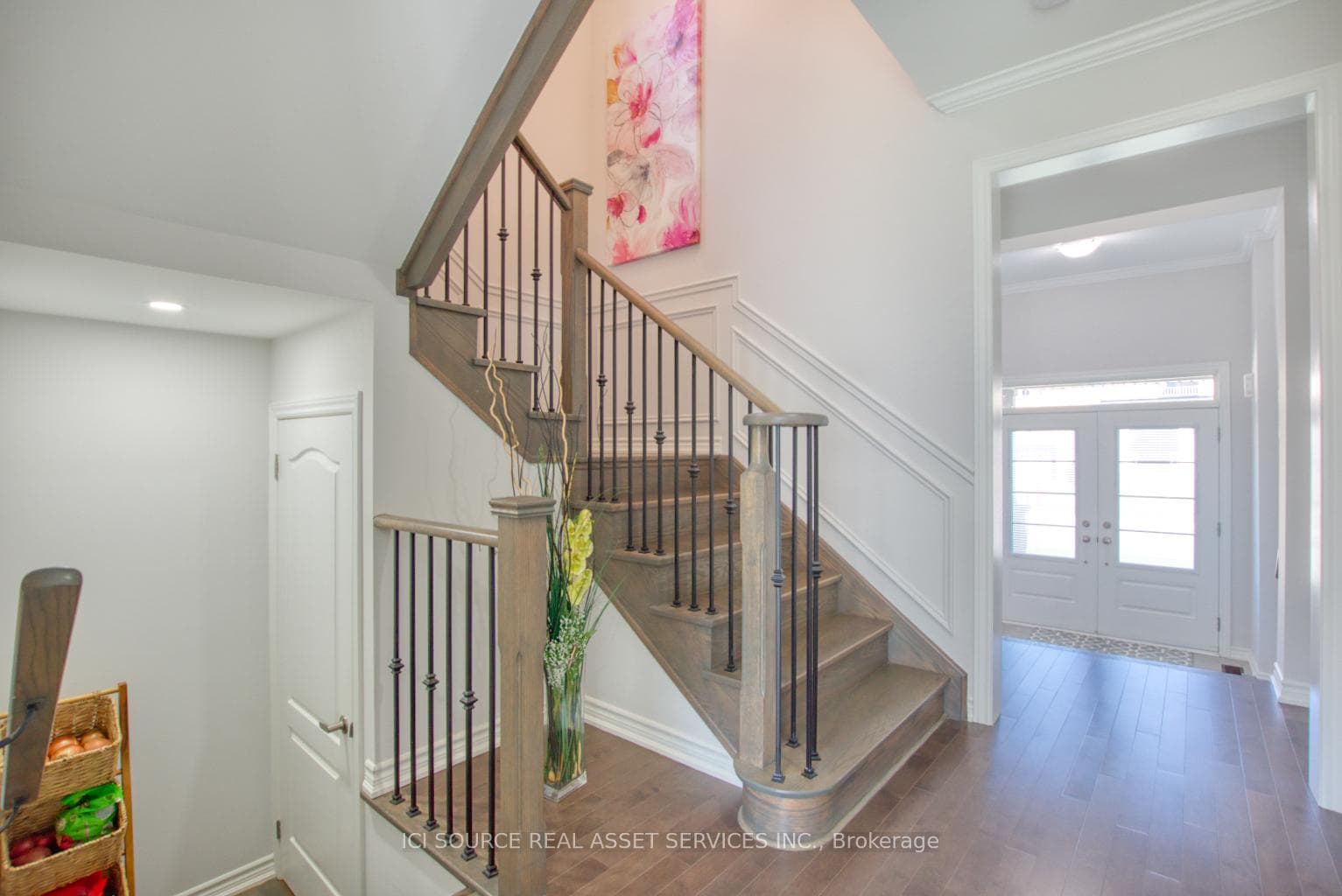 125 Connell Drive photo 4