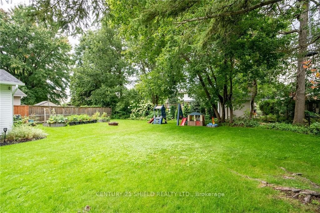 1707 DOVER Road photo 25