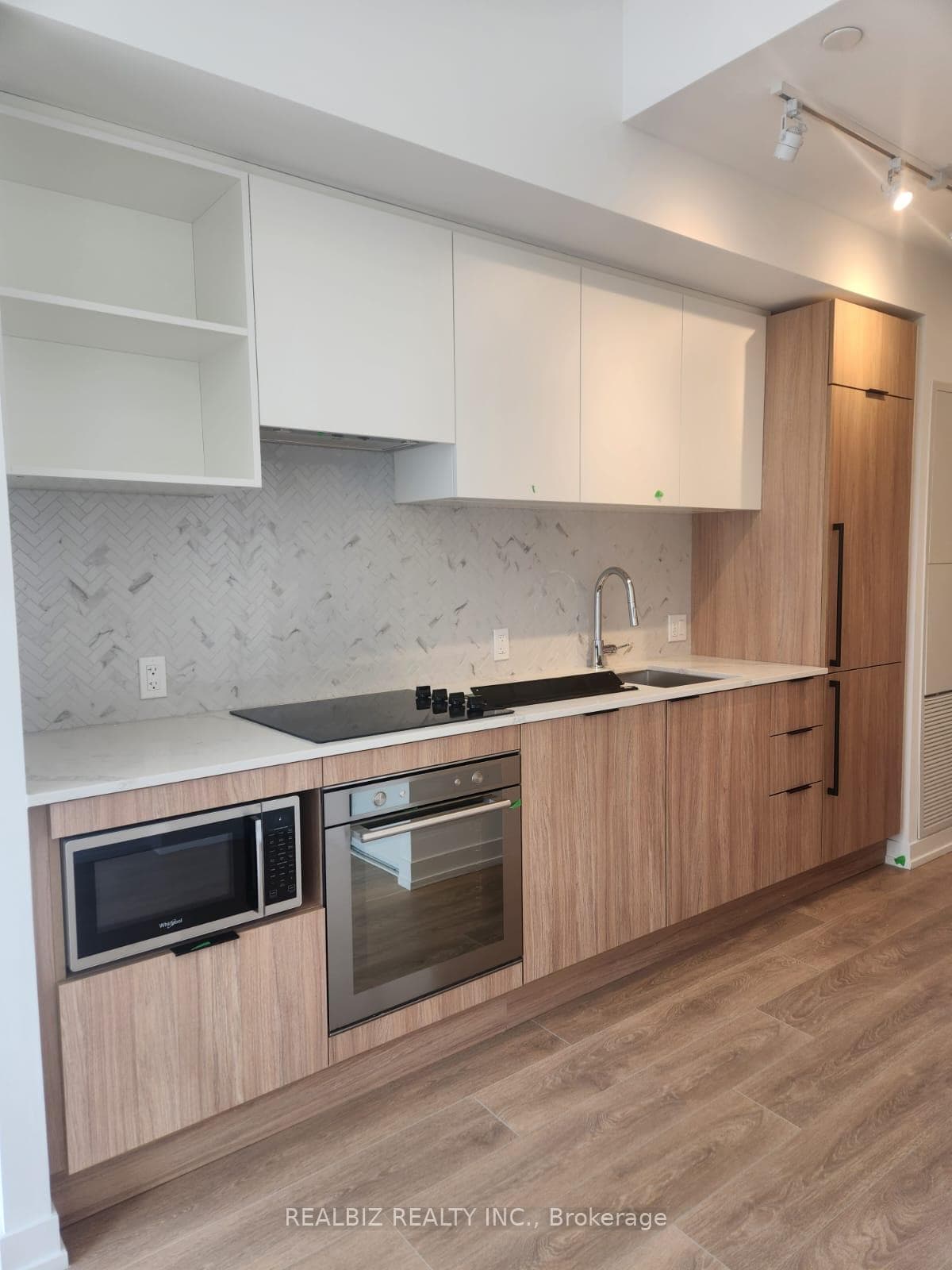 82 Dalhousie Street Unit 2108 photo 3