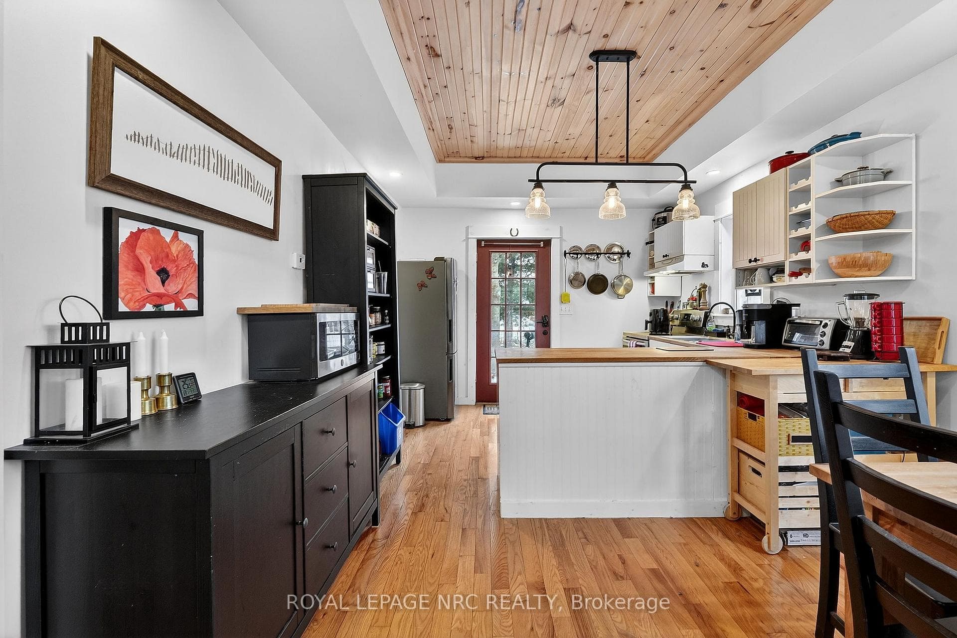 276 Elmwood Avenue photo 10
