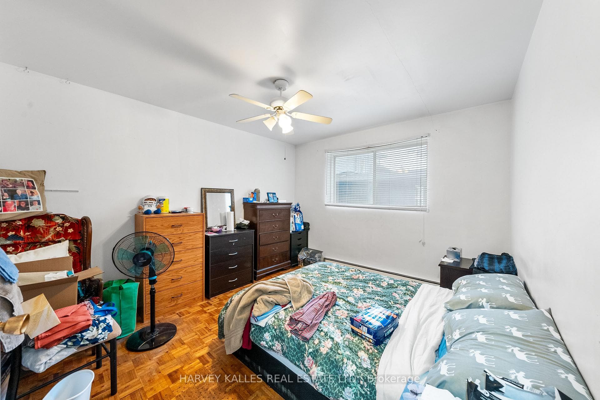 327 Queenston Street photo 33