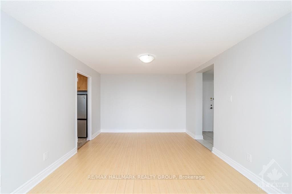 1465 BASELINE Road Unit 916 photo 5