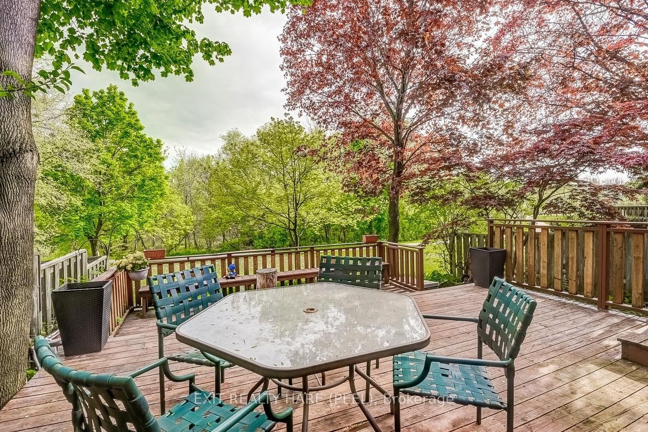 28 Parkside Drive photo 39