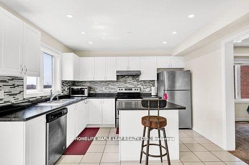 301 Moody Street photo 16