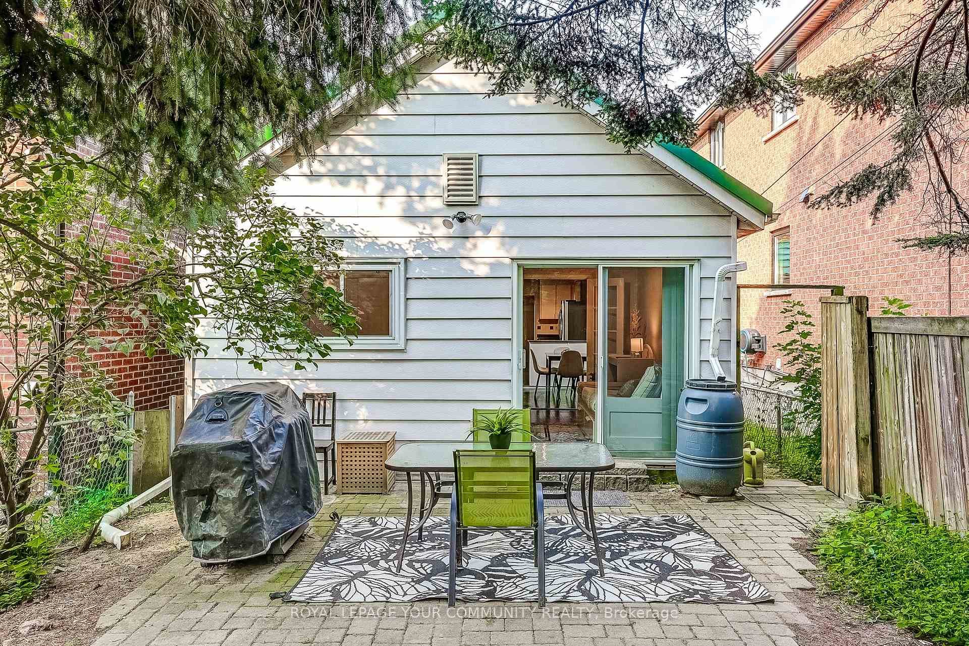 195 Woodmount Avenue photo 31