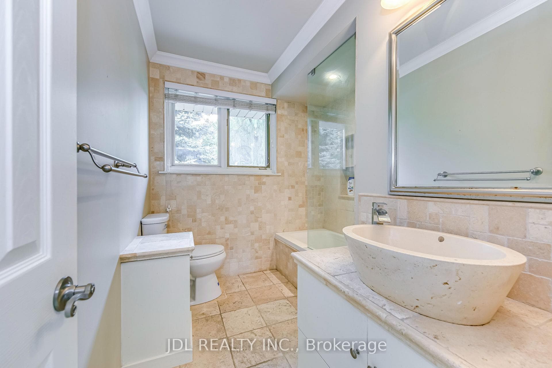 1225 Lambeth Road photo 25